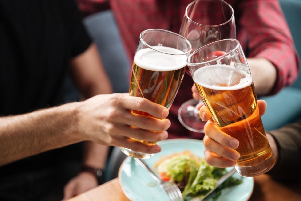 “Pode beber depois da vacina?” Essa foi a pergunta mais feita no Google em 2021