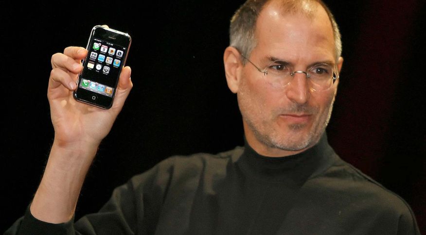 Há 15 anos Steve Jobs apresentava o iPhone e promovia uma revolução tecnológica