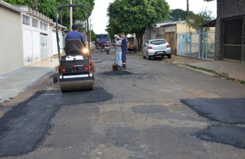 Buraqueira: Franca aperta o cerco e agiliza serviço de tapa-buracos pela cidade - Jornal da Franca