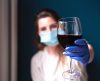 Beber vinho ou champanhe pode reduzir o risco de covid-19, diz estudo chinês - Jornal da Franca