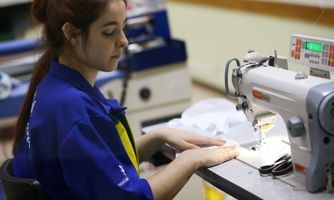 Curso de pesponto tem alunos definidos e anunciados pela Prefeitura de Pedregulho