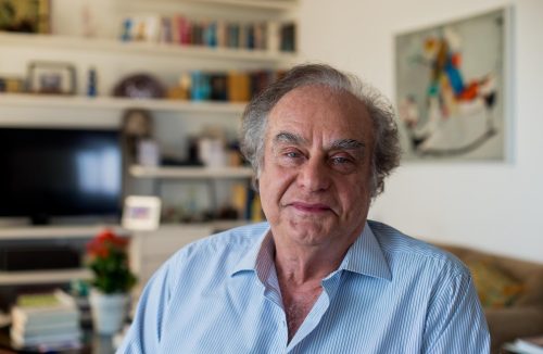 Jornalista e cineasta Arnaldo Jabor morre aos 81 anos em São Paulo após sofrer AVC - Jornal da Franca