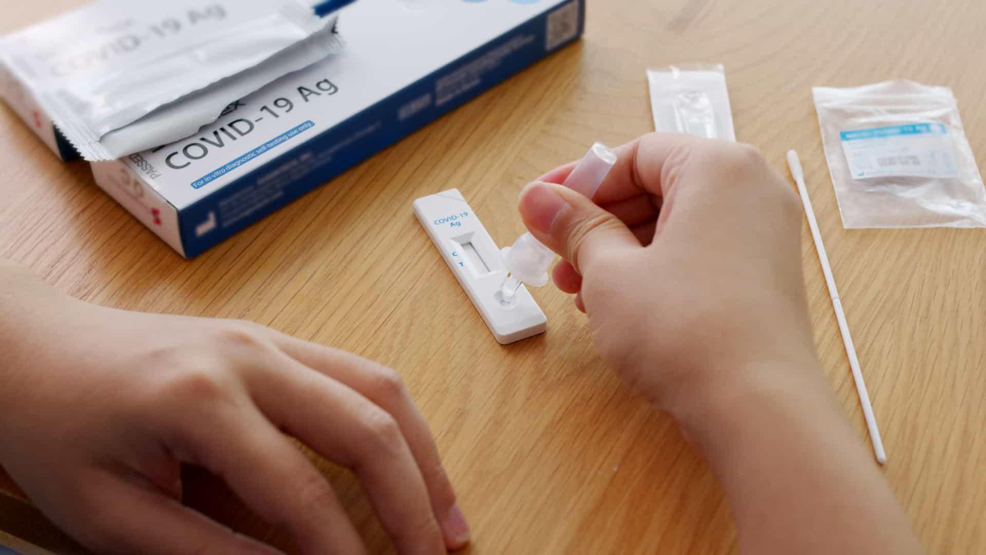 Testes de covid-19 podem ser declarados no Imposto de Renda – veja como fazer!