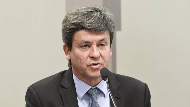 Brasil está preparado para impactos econômicos da guerra, diz secretário do Tesouro