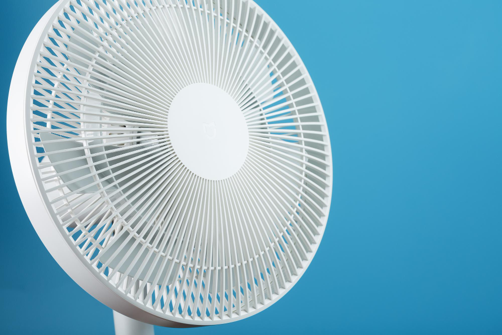 Como pode um ventilador de mesa custar R$ 159,00 numa loja e R$ 329,90 em outra?