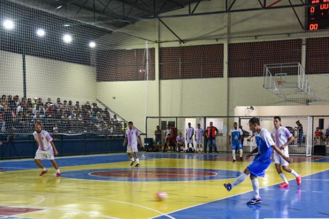 Com reinauguração de Ginásio de Esportes, Patrocínio Paulista faz torneio de futsal