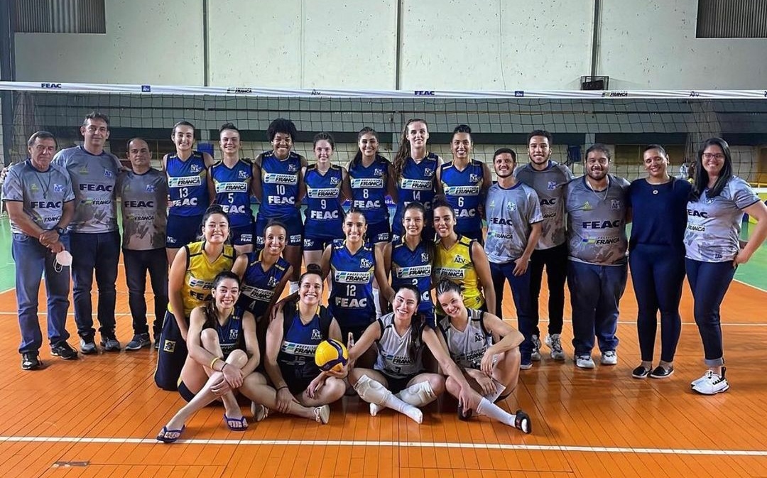 Associação Francana de Vôlei pega a equipe do São Caetano jogando no Champagnat