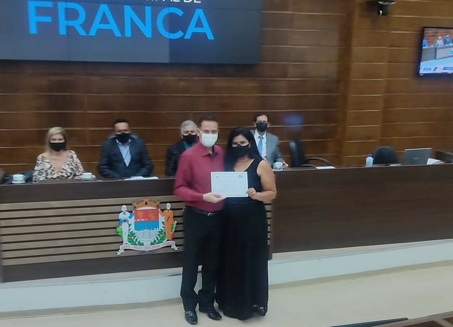Câmara Municipal presta homenagem às mulheres no mês dedicado ao sexo feminino