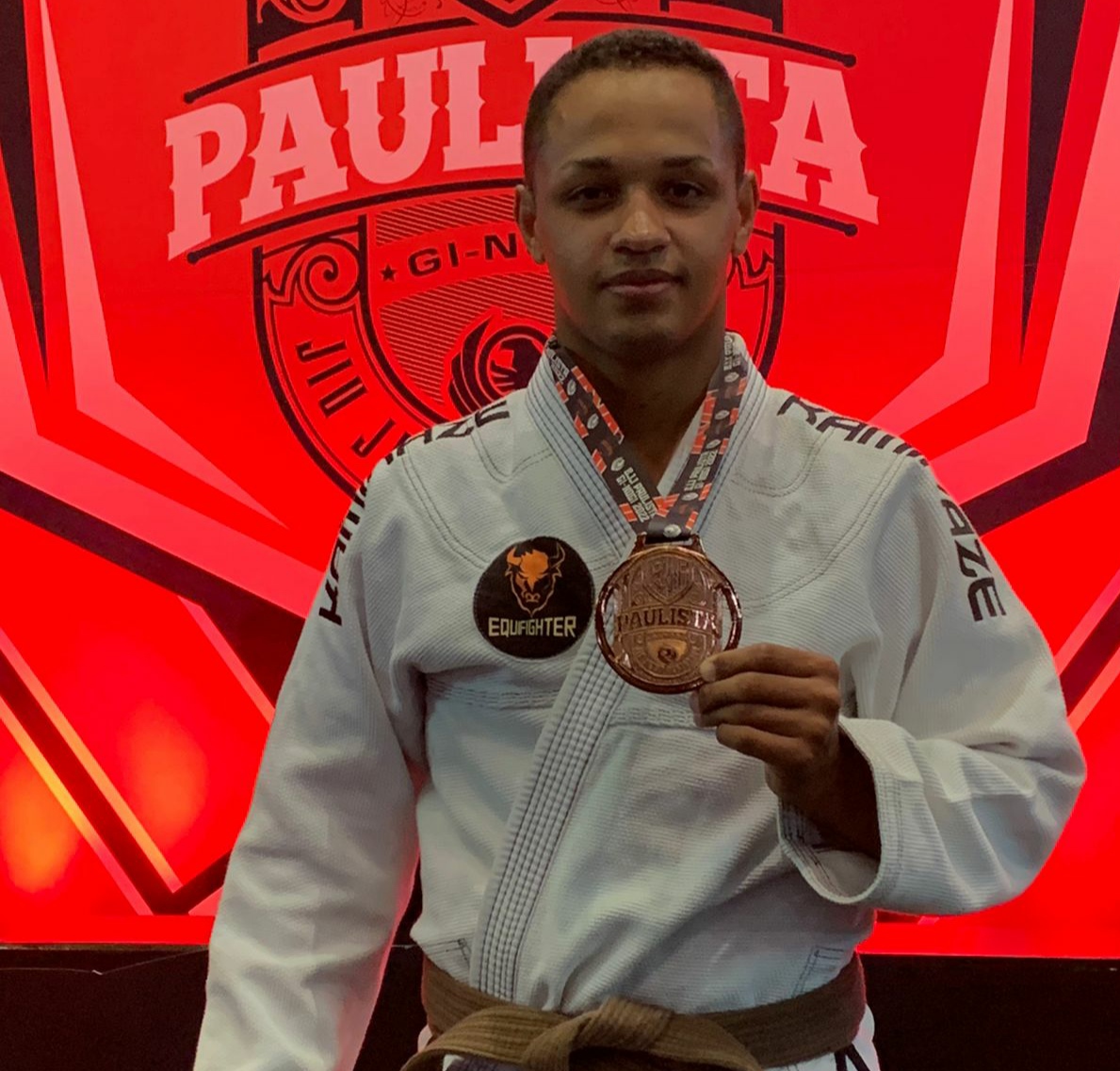 Jiu jitsu francano em destaque; Miguel Medeiros ganha medalha no Campeonato Paulista