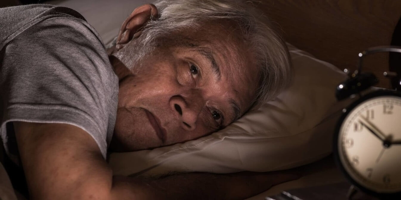Por que uma boa noite de sono fica mais difícil com a idade? Estudo traz respostas!