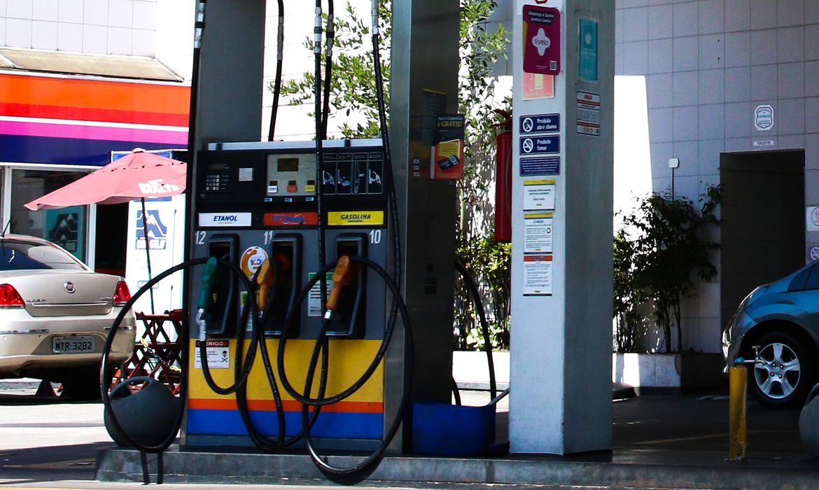 Preços de álcool e gasolina recuam ainda mais em Franca. Veja quanto está custando