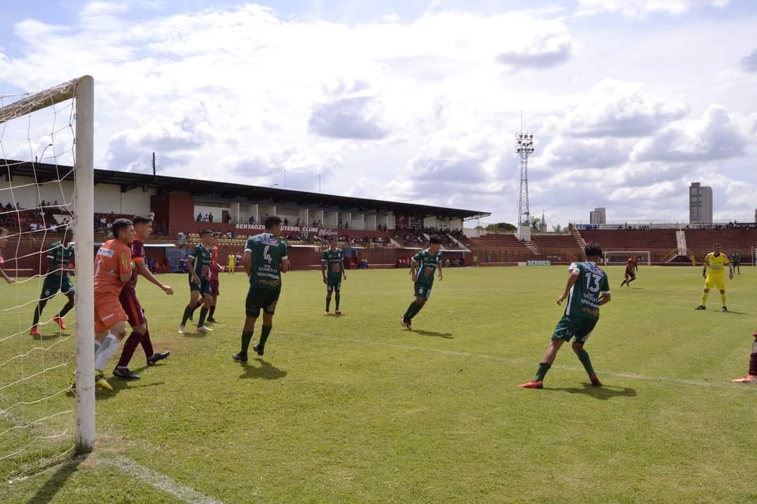 Francana define o elenco e viaja para Jaú; estreia na Bezinha será hoje à noite