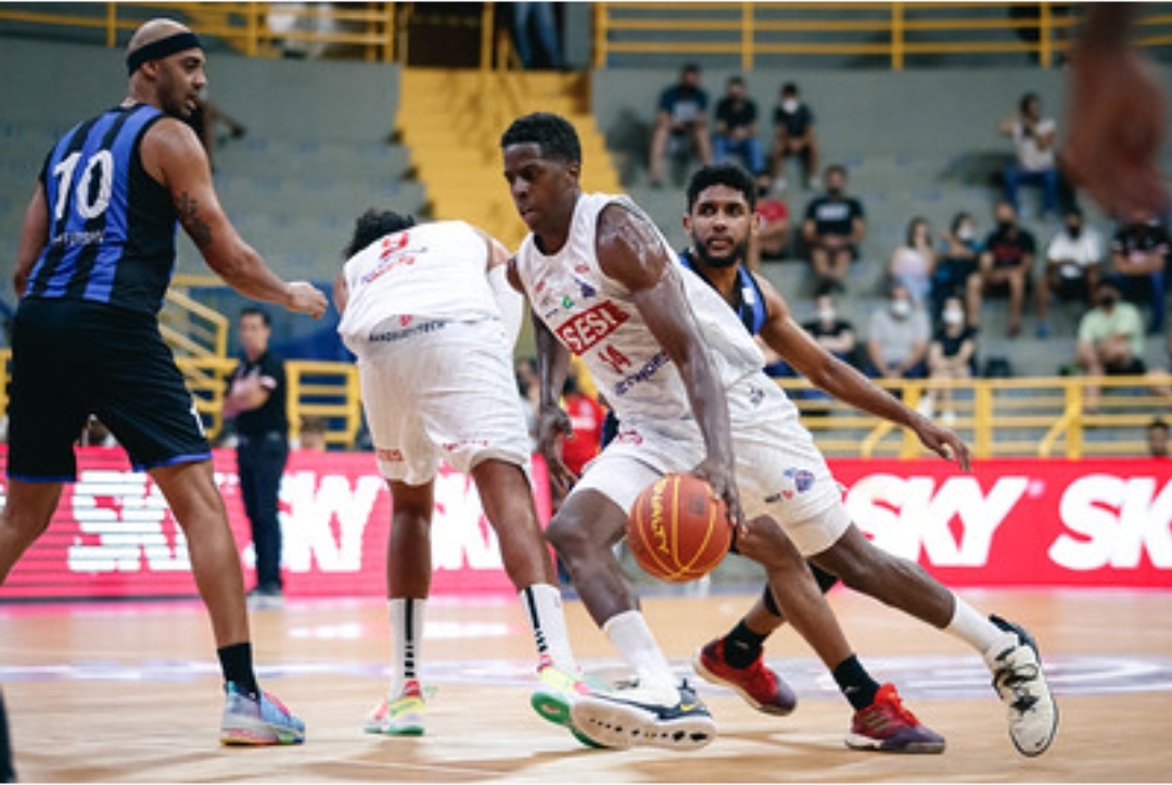 Sesi Franca treina para pegar o “freguês” Pinheiros pelas quartas-de-final do NBB