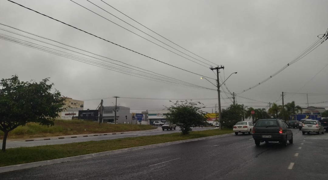 Chuva “lava” a cidade nesta quarta, mas sol voltará com força na sexta em Franca