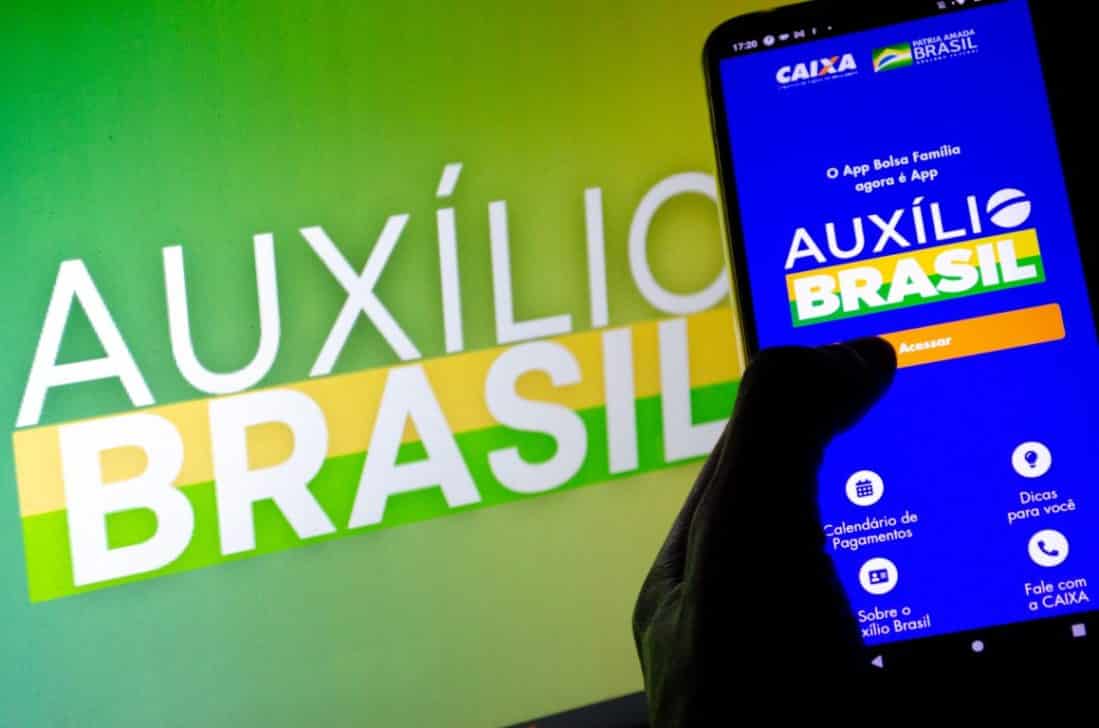 Auxílio Brasil: Câmara aprova valor de R$ 400,00 em caráter permanente