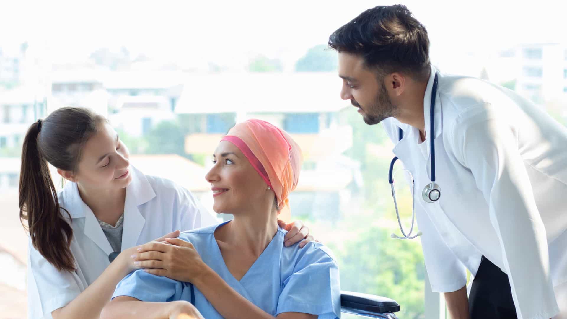 Oito em cada dez brasileiros já tiveram contato com o câncer, diz Datafolha