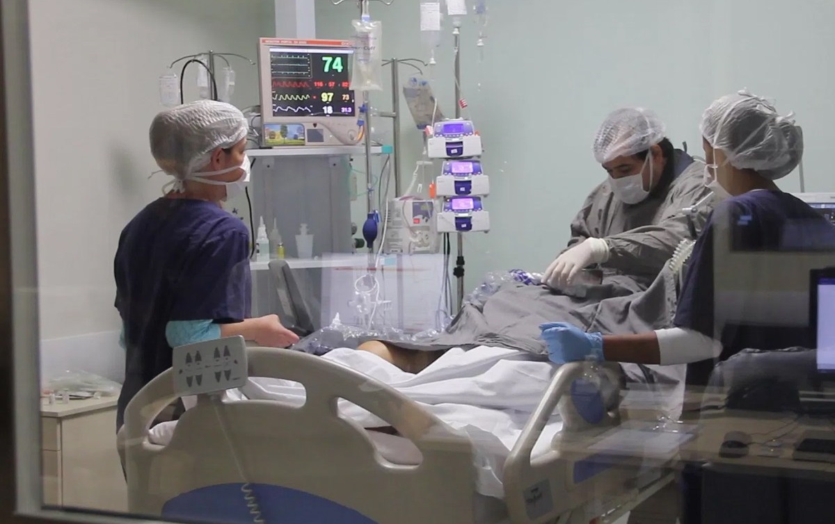 Apenas um em cada quatro pacientes com Covid se recupera totalmente após um ano