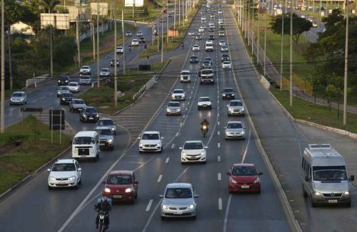 Sem renovação, frota de automóveis fica mais velha no País, diz pesquisa Sindipeças - Jornal da Franca