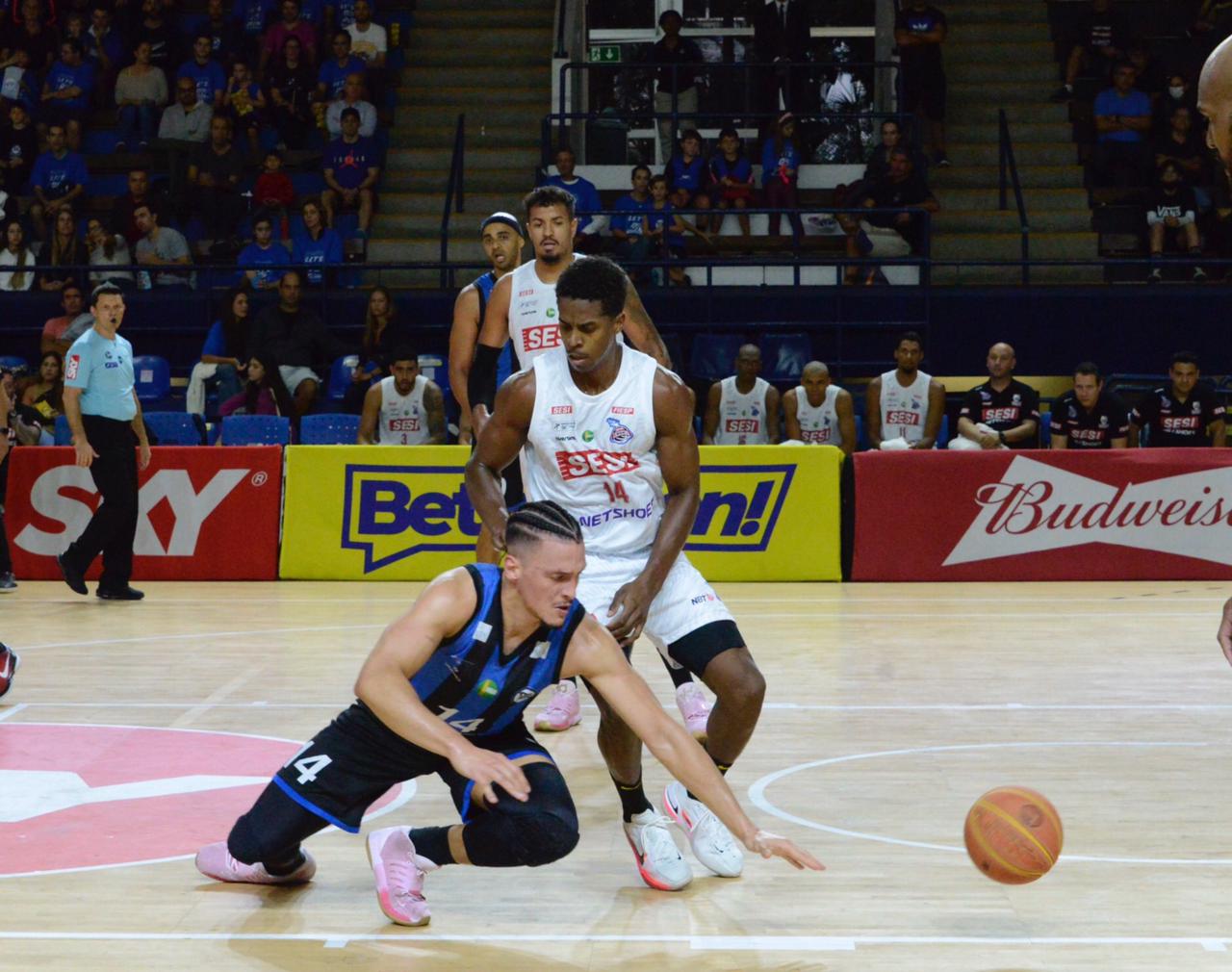 Sesi Franca vence outra vez o Pinheiros e está a uma vitória das semifinais do NBB