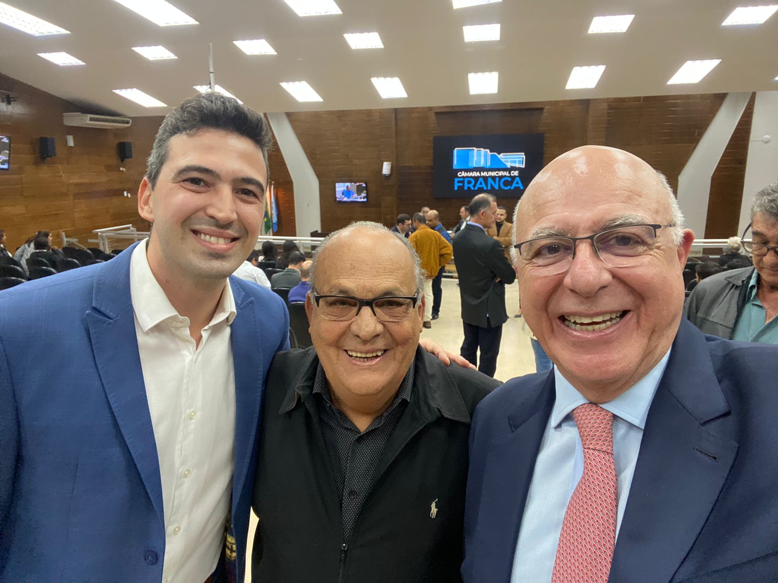 Sidnei Rocha participa de evento na Câmara; saiba se ele volta à política