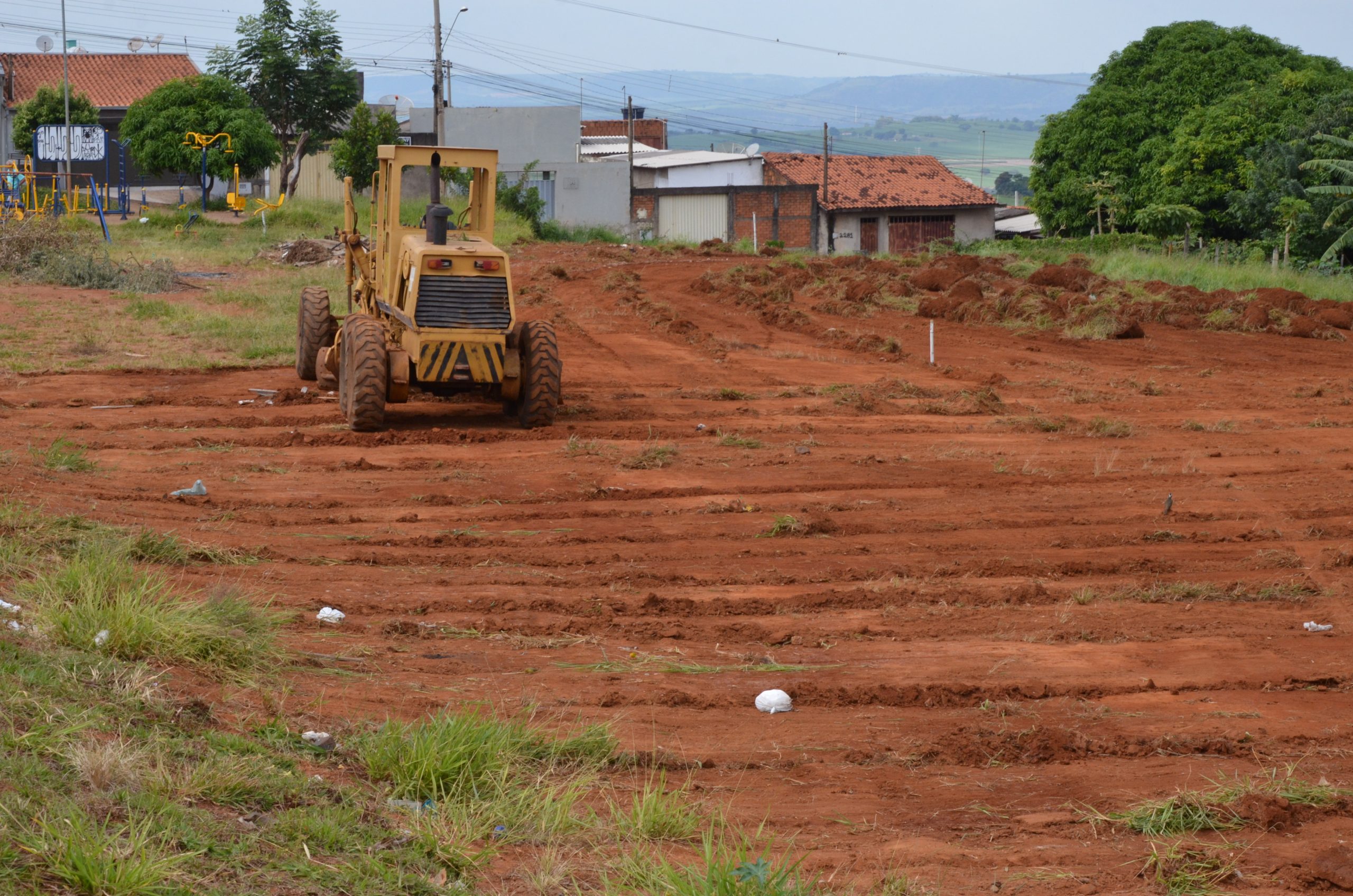 Centro de Esportes do Jardim Santa Bárbara, em Franca, começa a ser construído