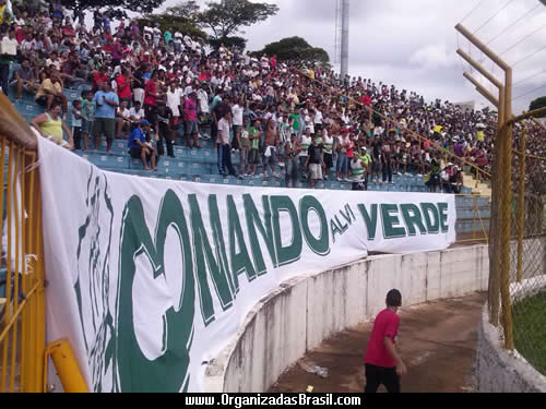 Francana enfrenta o São Carlense neste domingo com sede de vitória