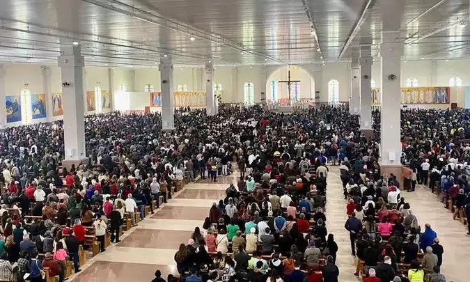 Novo Santuário: mais de 10 mil pessoas assistem à Missa das Rosas em Cássia
