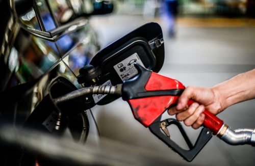 Petrobras reduz preços da gasolina e do diesel para as distribuidoras nesta 4ª, 07 - Jornal da Franca
