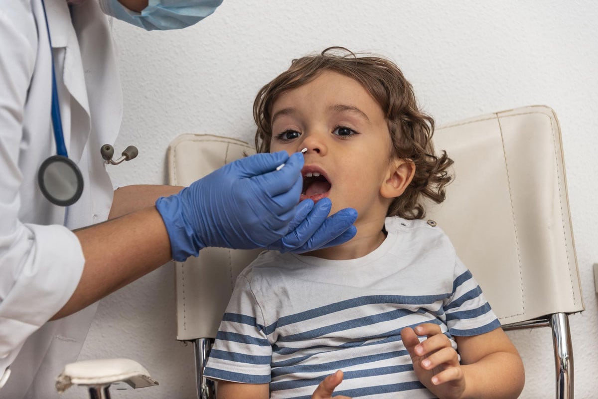 Covid-19 em crianças: conheça tipos de testes disponíveis e quando é preciso fazer