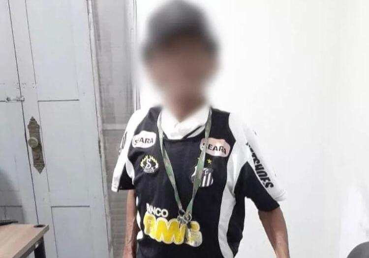 Idoso é preso, mas delegado se comove, paga fiança e o manda de volta para casa
