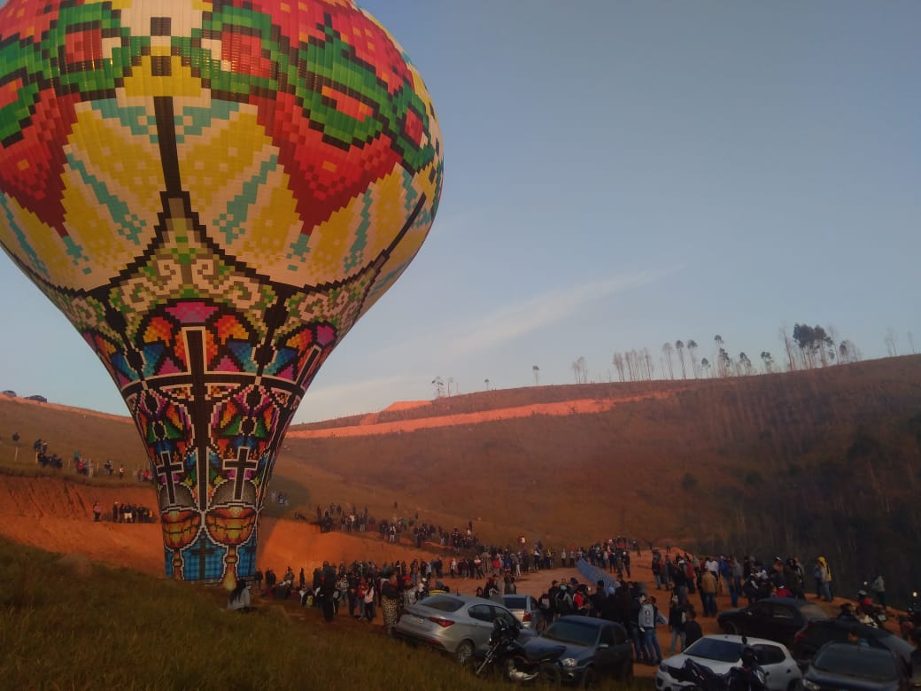 Polícia Ambiental autua 156 pessoas por soltura de balão; multa de R$ 3,1 milhões