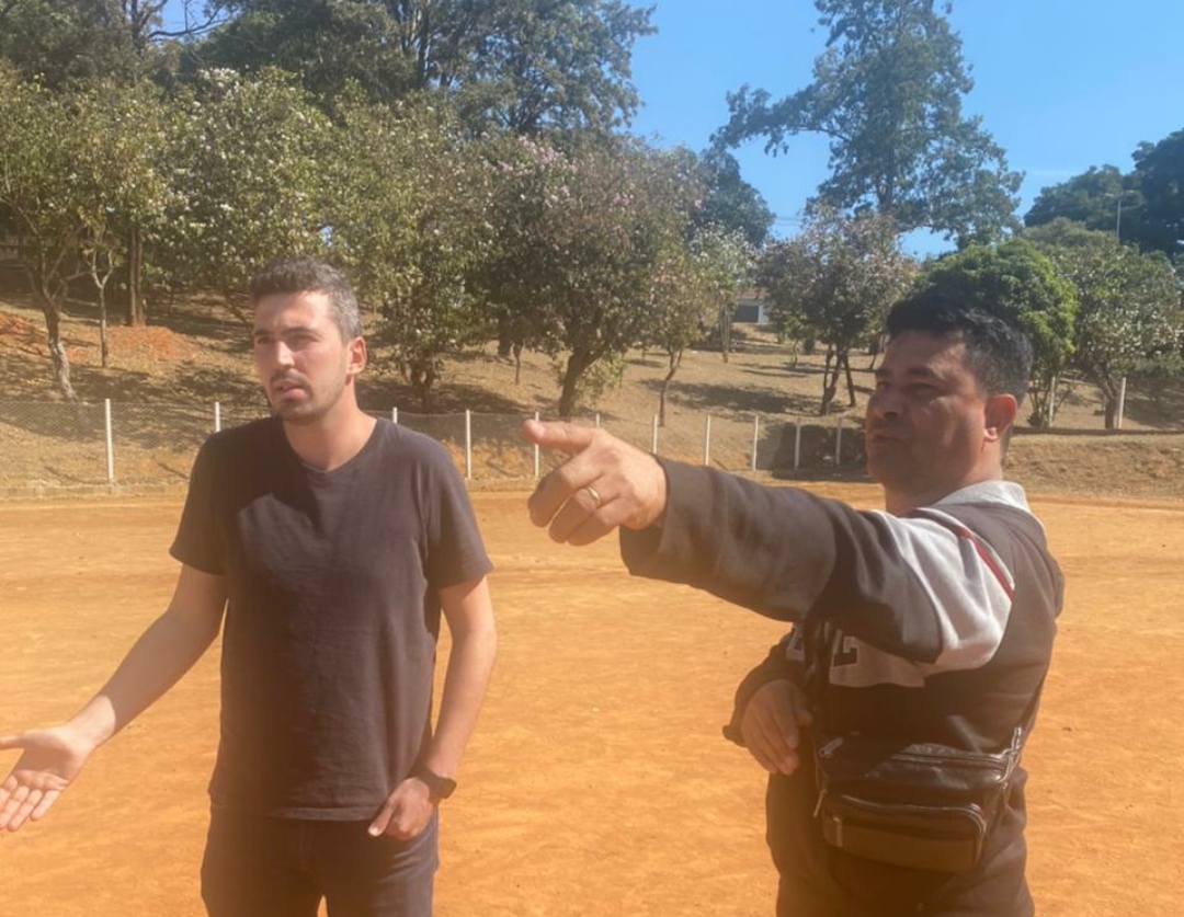 Campo da Vila Formosa recebe melhorias, mas ainda requer atenção do poder público