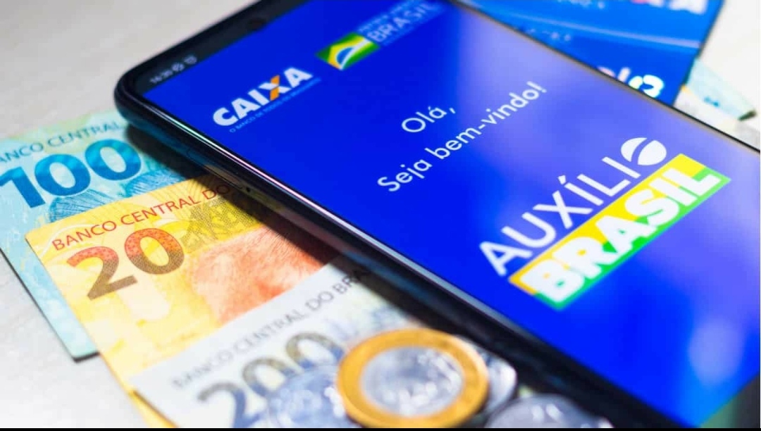 Auxílio Brasil estará na conta de francanos com NIS final nove a partir desta quinta