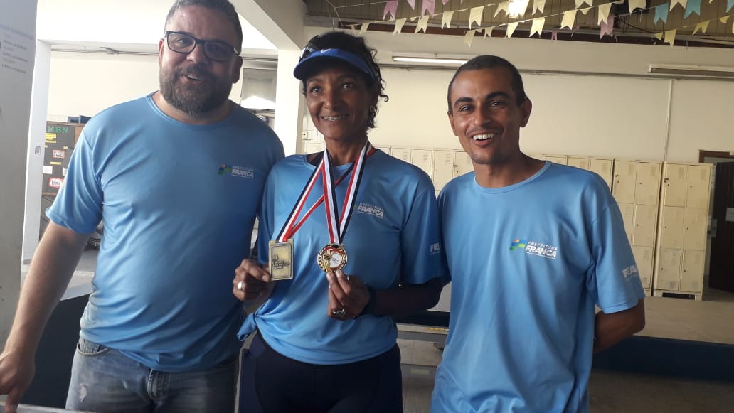 Franca conquista ouro no atletismo e classificação no vôlei para fase final dos JOMI
