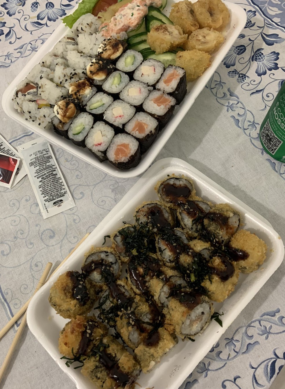 Cliente pede sushi e descobre que comida foi parar na delegacia com entregador preso