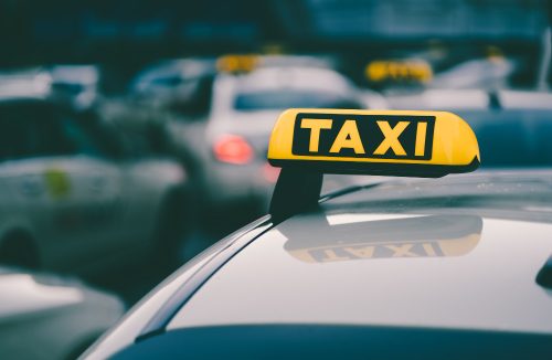 Auxílio para os taxistas começa a ser pago em 16 de agosto; veja o calendário - Jornal da Franca