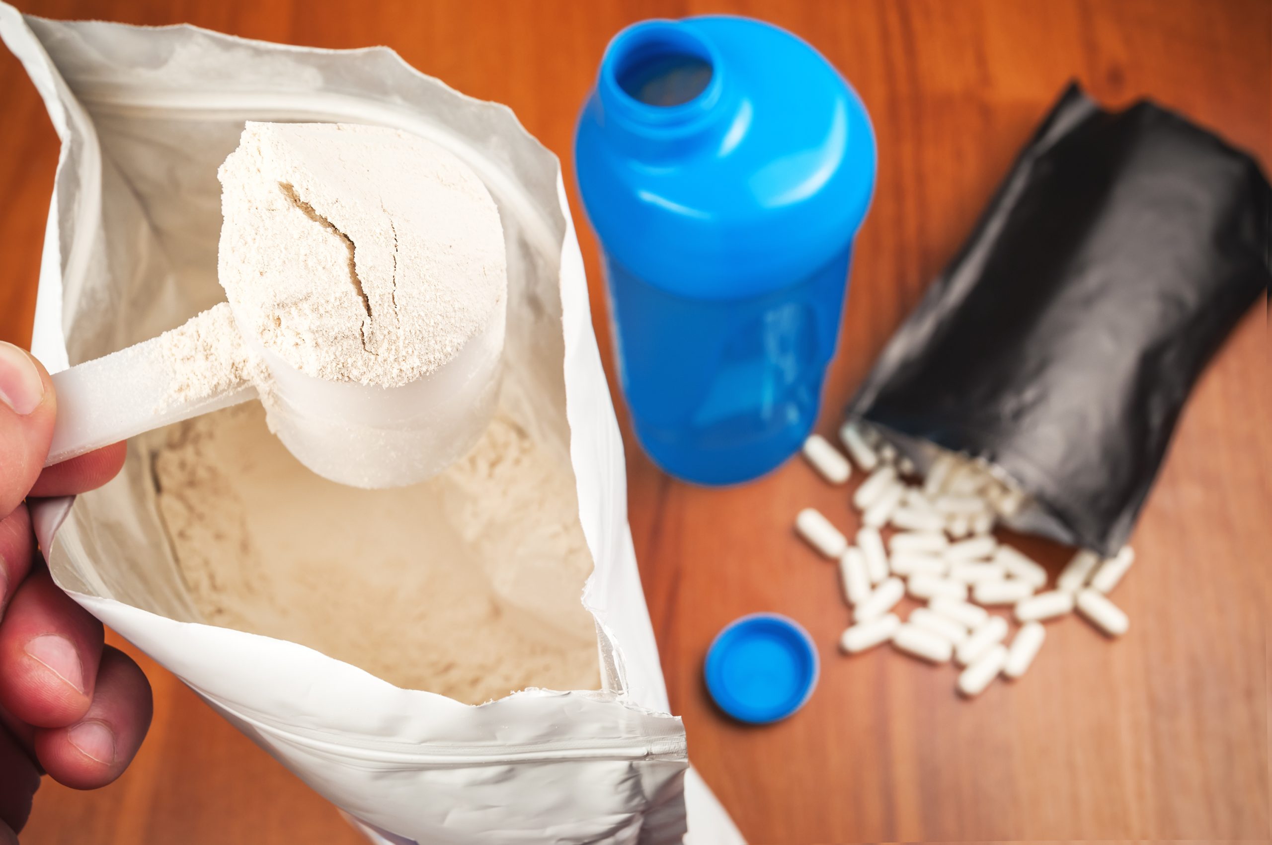 Saiba quais são os suplementos que podem fazer mal à saúde se consumidos em excesso