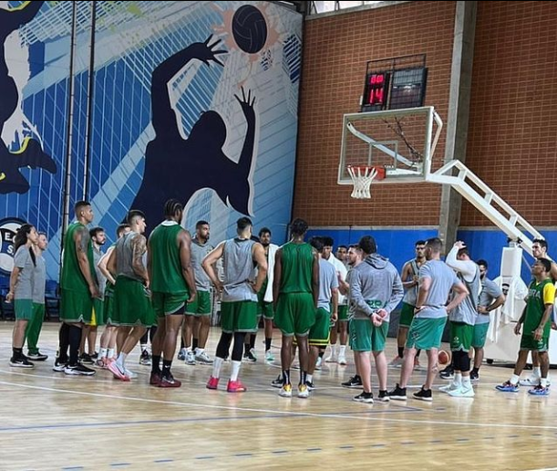 Com cinco atletas de Franca, Seleção treina para as Eliminatórias e a AmeriCup