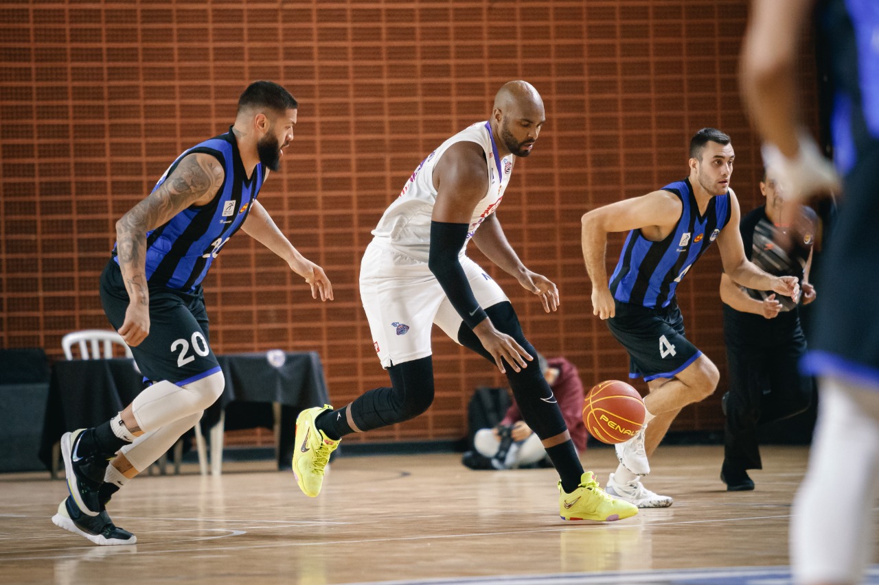 Sesi Franca detona o Pinheiros e segue na liderança invicta do Campeonato Paulista