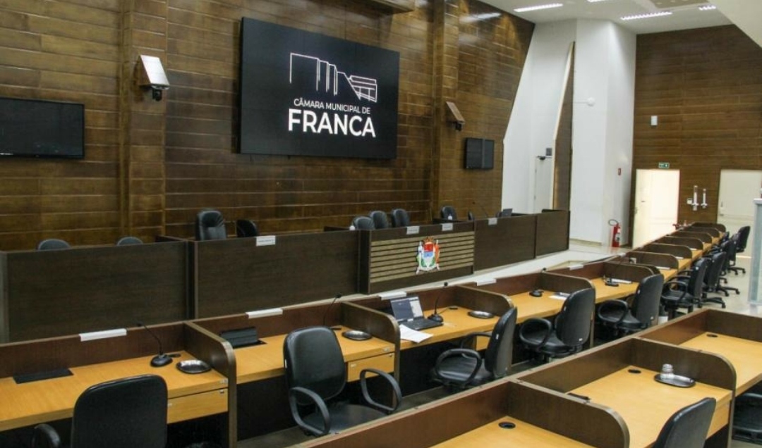 Câmara vota redução de 15 dias do recesso dos vereadores em Franca
