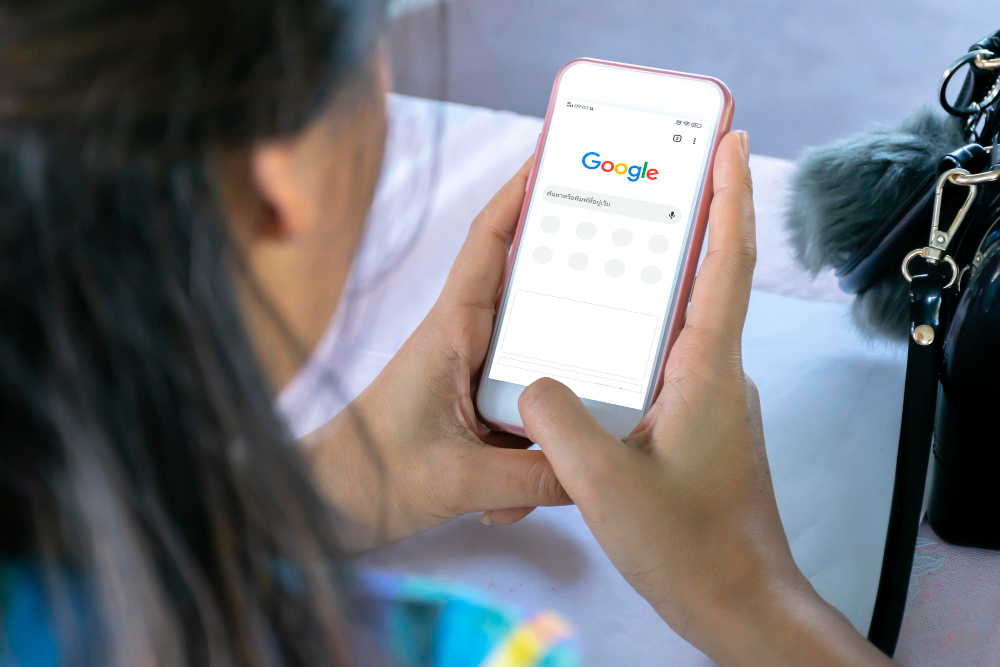 Google vai restringir acesso de aplicativos a dados pessoais dos usuários; entenda
