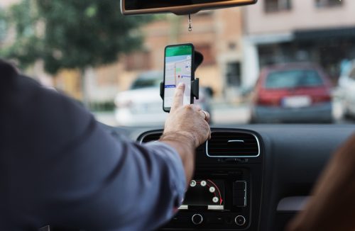 Seis frases que nenhum motorista de Uber aguenta mais ouvir dos passageiros - Jornal da Franca