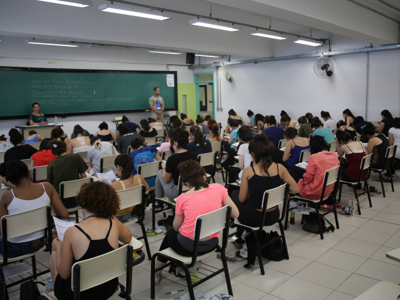 Vestibular Unesp recebe os pedidos de isenção e redução da taxa de inscrição