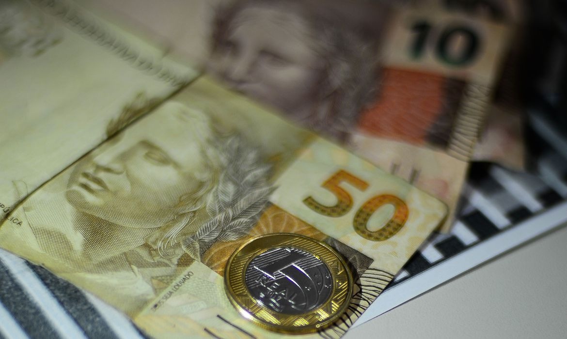 Caixa Federal paga hoje o Auxílio Brasil a beneficiários inscritos no NIS final nove