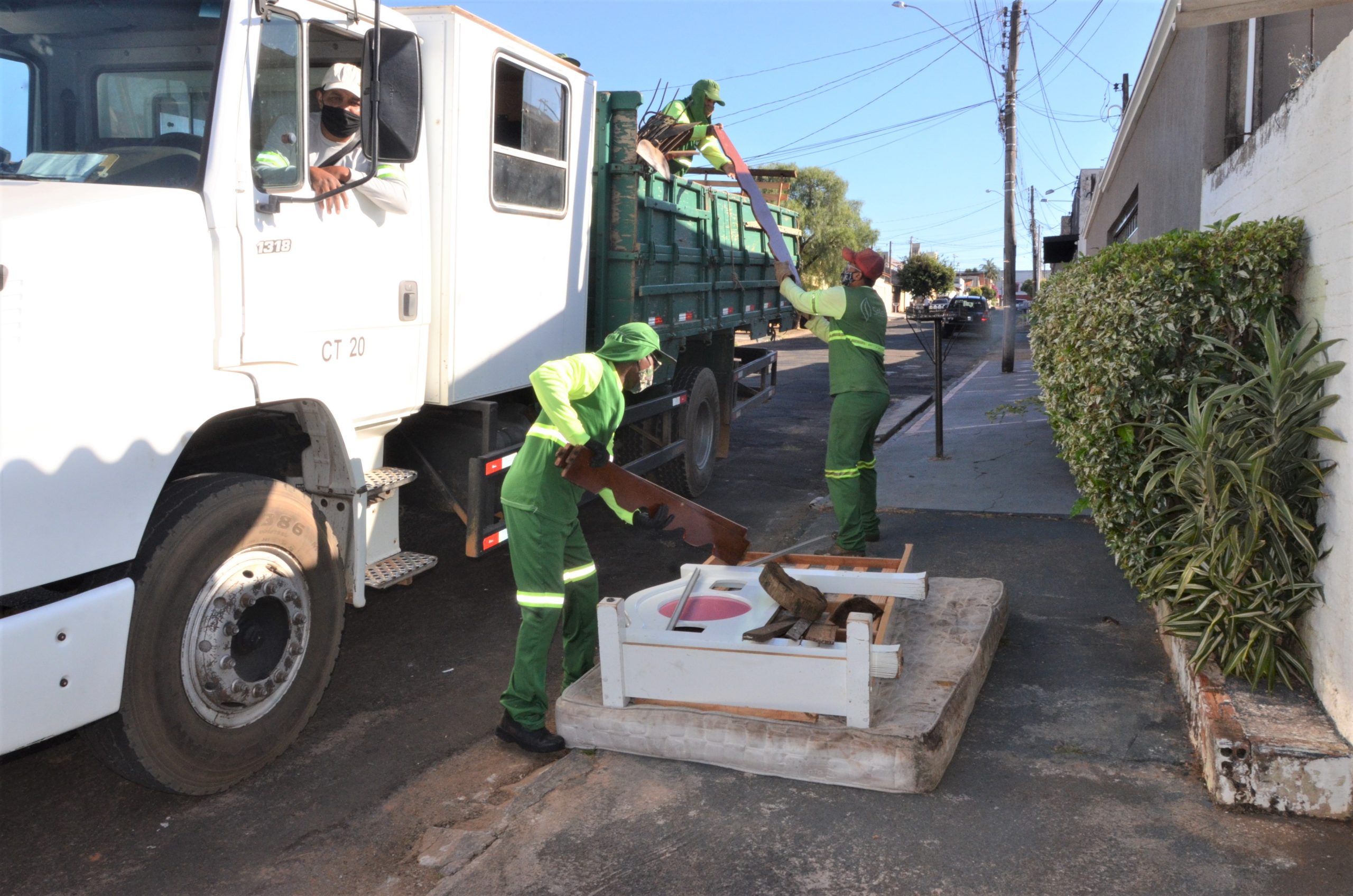 Em Franca, Arrastão da Limpeza recolheu mais de 266 toneladas de inservíveis em 2022