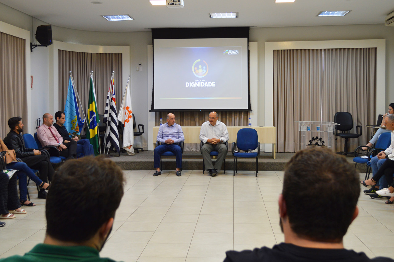 ACIF promove encontro entre empresários do Centro e o prefeito Alexandre Ferreira