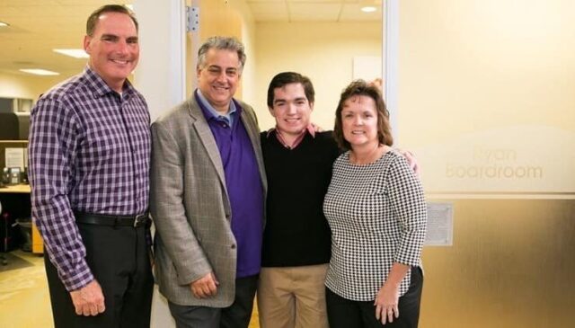 Médico se recusa a desistir de paciente que morreria aos 10 anos. Hoje ele tem 34