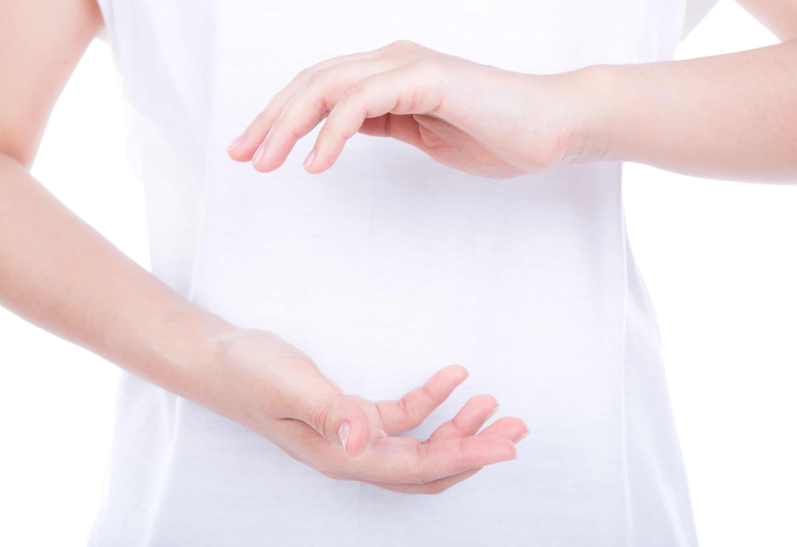 Quem ‘fala’ com as mãos pode pensar com elas também; entenda a teoria!