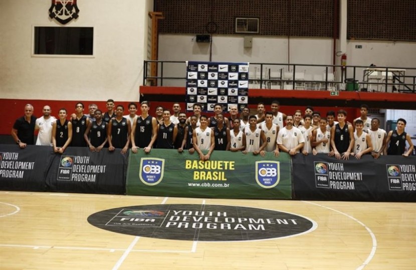 Fiba Américas realiza programa de desenvolvimento de jovens brasileiros no Recife