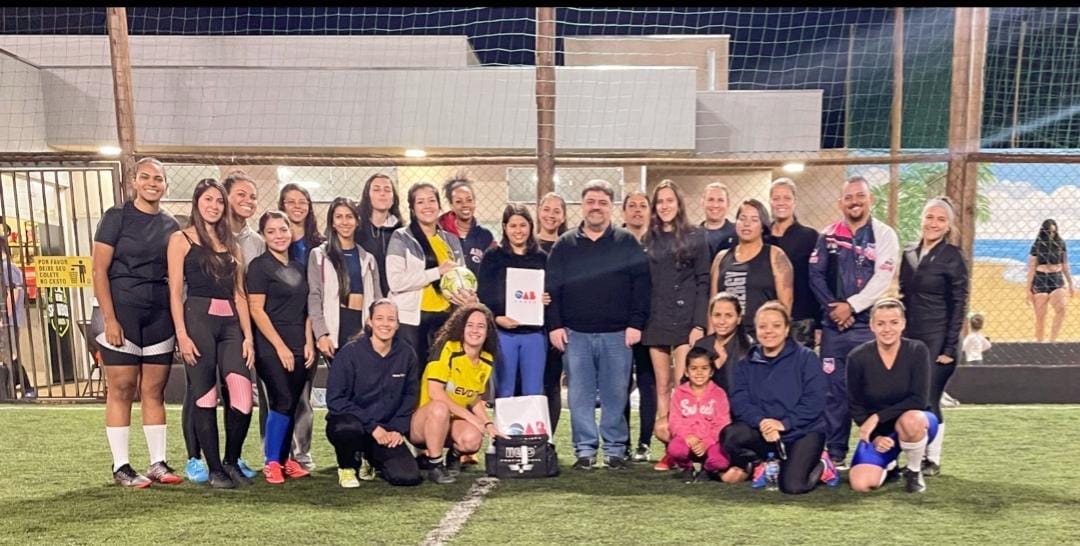 Time de Futebol Feminino das Advogadas de Franca faz evento em prol do Outubro Rosa